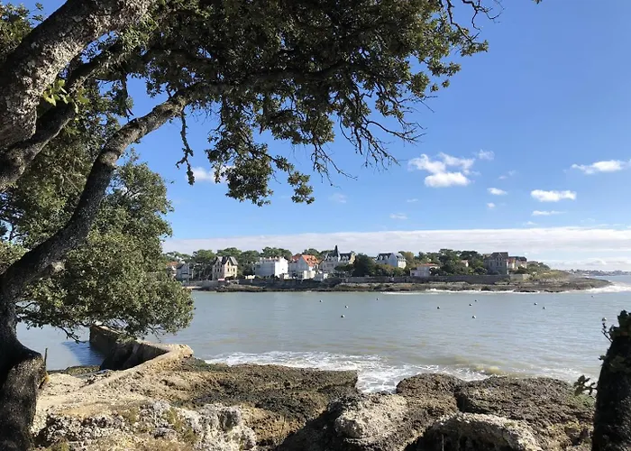 Palais Sur - Maison Recente Confort - Wifi - Au Calme