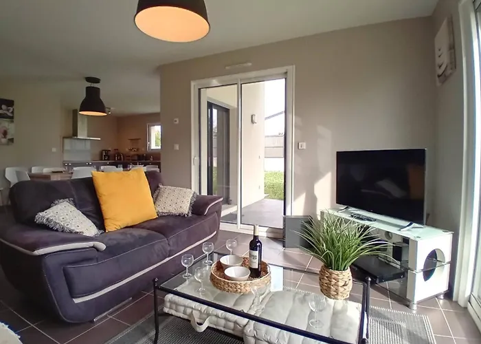 Palais Sur - Maison Recente Confort - Wifi - Au Calme Вилла Сен-Пале-сюр-Мер